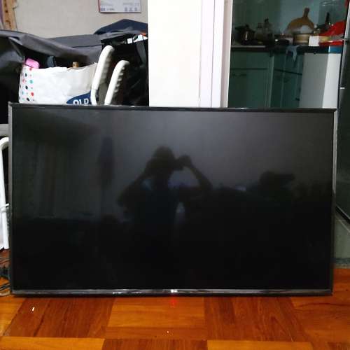 LG 49” 4K 智能 LED iDTV