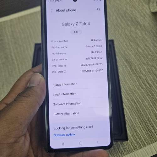 三星 Fold 4 256GB 香港行貨 灰綠色