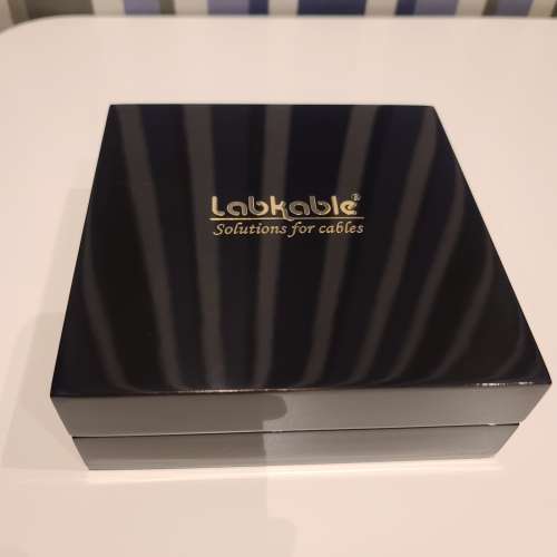 Labkable Titan Au - CM to 2.5mm pin (9成新)