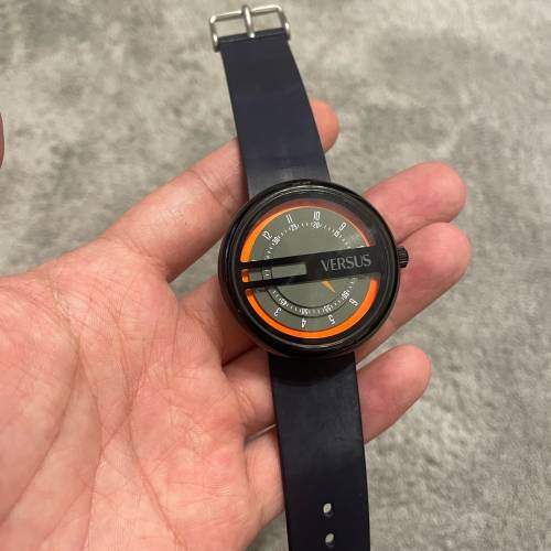 Versus by Versace 特色錶面手錶 $350