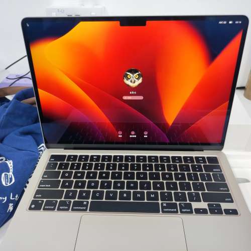 近全新M2 2022 Macbook Air 2022 M2 有一年Apple 原廠保養原價8999元，買左4日，依...