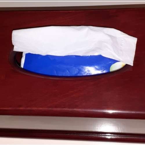 古董花梨木 紙巾盒 cm29.5闊x17深x11高 有意請電9831 3833或wts我或麗晶花園或啟德...