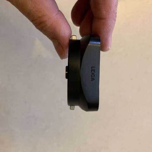 Leica 12524 hood For 35mm summicron 7 element, hood only .
