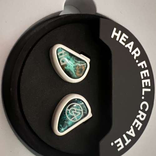 64 Audio Fourte Blanc連Shielded Silver-Core Cable