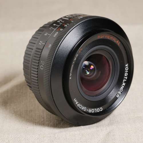 福仔 Voigtlander 20mm 3.5 Canon-EF - $1900