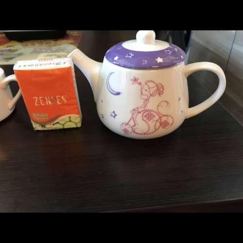 全新 茶壼連兩隻茶杯 限量版 結婚用