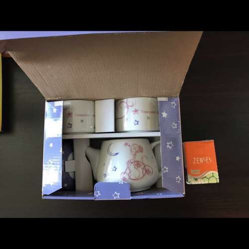 全新 茶壼連兩隻茶杯 限量版 結婚用