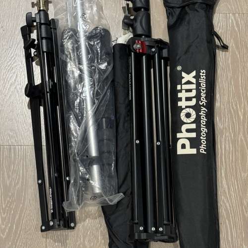 大平賣，Manfrotto 1051BAC 燈腳架送多1套燈架