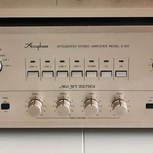 金嗓子 Accuphase E207 合併擴音機 100W x 2 (220V)