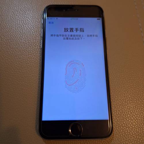 64GB Apple iPhone 6 黑色 連 玻璃貼 背貼 Bumper 代用耳機