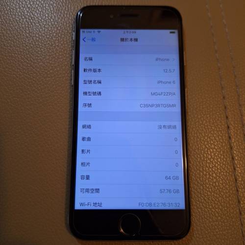 64GB Apple iPhone 6 黑色 連 玻璃貼 背貼 Bumper 代用耳機