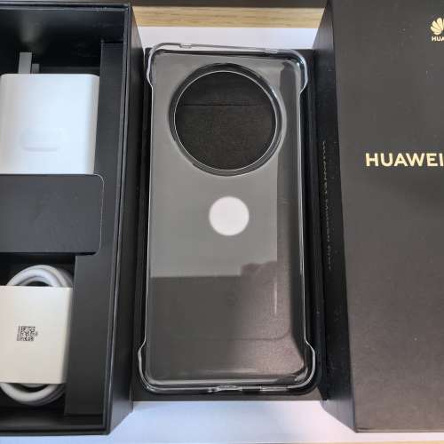 Huawei mate60+ 白色