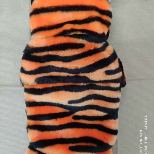 班紋大老虎毛公仔