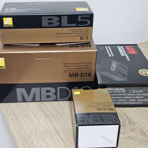Nikon MB-D18, BL-5, EN-EL18b 及 副廠charger for Nikon D850