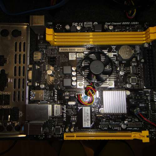 ITX Mother Board Biostar A68N-5600 ((Window10Pro授權啟用碼))