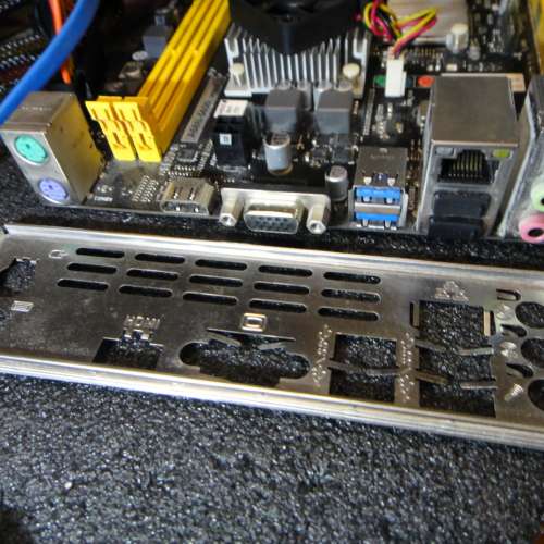 ITX Mother Board Biostar A68N-5600 ((Window10Pro授權啟用碼))
