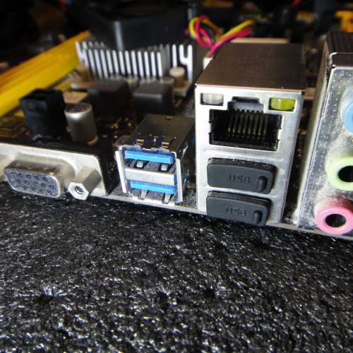 ITX Mother Board Biostar A68N-5600 ((Window10Pro授權啟用碼))