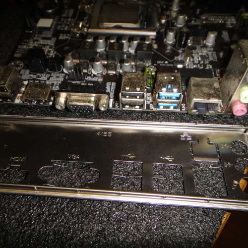 寨版 B75 Micro ATX 主版 17x19cm 連 i3-3240 3.4GHz (windows10Home數位授權) Soc...