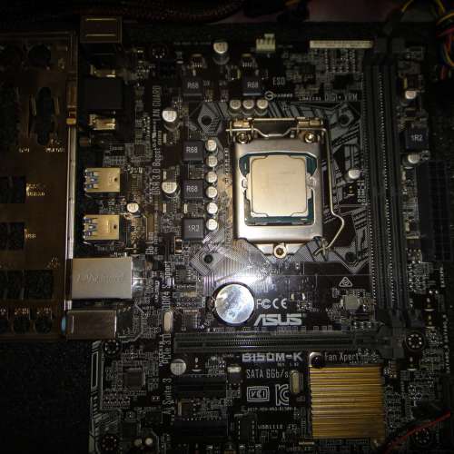 ASUS B150M-K MATX 主版連 i3-7100 3.9GHz Socket 1151
