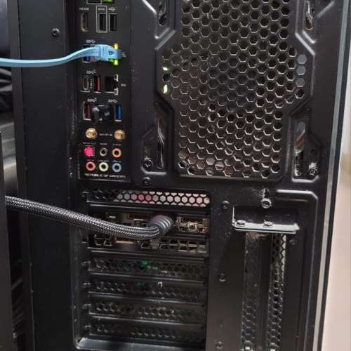 Custom Asus Gaming PC Intel 10900K 自訂華碩遊戲電腦 (有底板盒, 部份單據, 及Po...