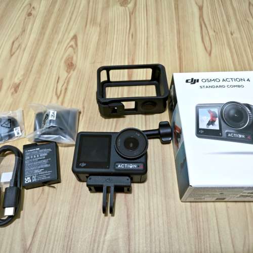 DJI Action 4 全套有單，1粒電池，購自2023/08/03，已購DJI 隨心换年版至2025/08/02