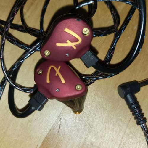 fender TEN 2 earphone  全套九成新過保