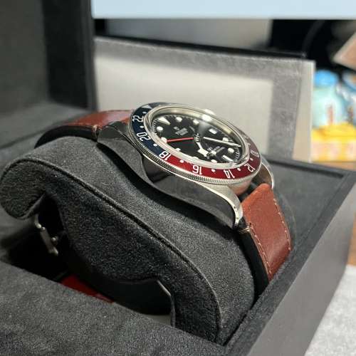 Tudor Black Bay GMT bbgmt not Rolex 皮帶款