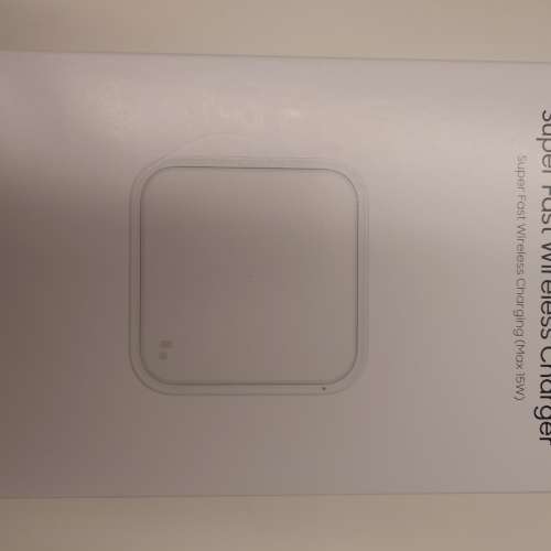 1部 全新 未拆盒 白色 Samsung 無線充電板 P2400 (15W)