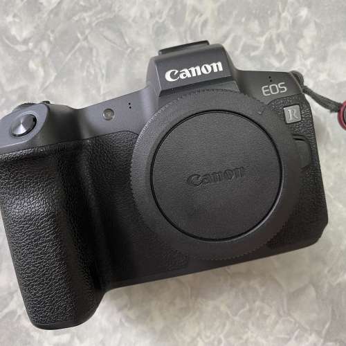Canon EOS R Body + 原廠直倒 (BG-E22) + EF to RF 原廠轉接器