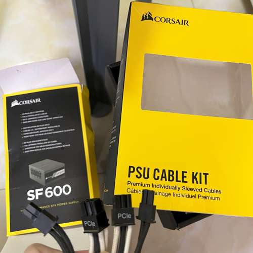 Corsair SF600 火牛