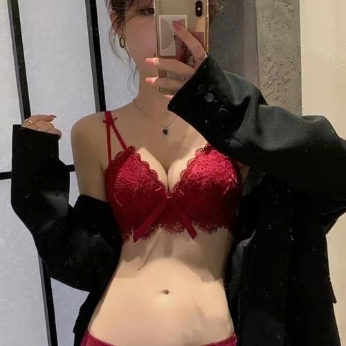 性感內衣少女小胸聚攏顯大美背學生無鋼圈文胸罩蕾絲防下垂收副乳