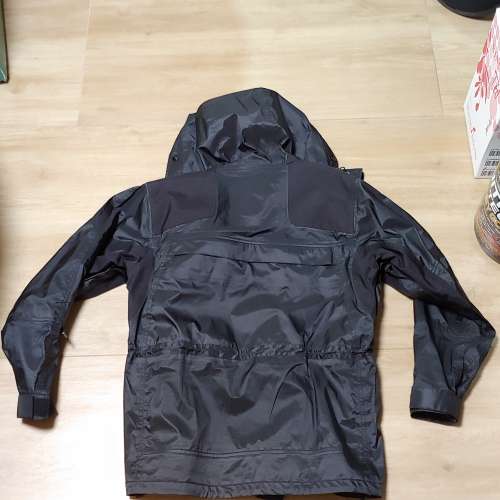 NEIGHBORHOOD (not Wtaps  Descendant Supreme The north face)