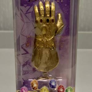 (全新) 熱玩具 Marvel Avengers Infinity GauntLet 無限手套鎖匙扣