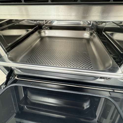 蒸汽锅 + 烤炉 Steamer and Oven (可议价, price negotiable)