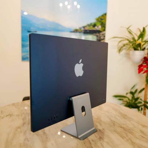 低價出售99%新2021imac24吋m1 8gb+256gb RAM