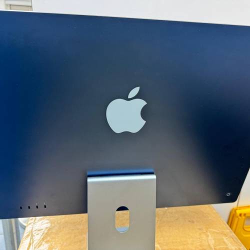 低價出售99%新2021imac24吋m1 8gb+256gb RAM