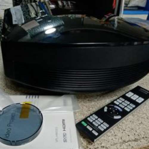 Sony VPL-HW55ES.. 跟遙控器說明書...