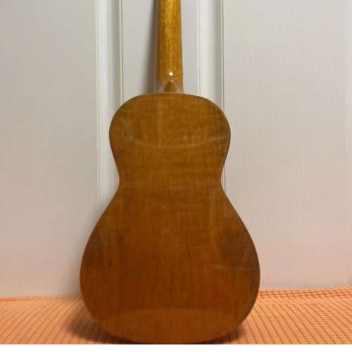 Ukulele all solid wood  23寸