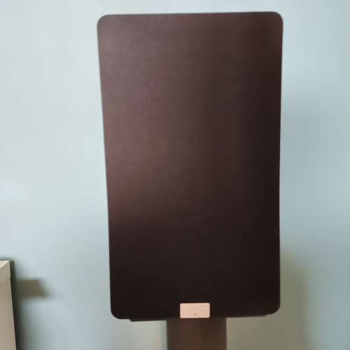 Audiovector 喇叭，型號QR1