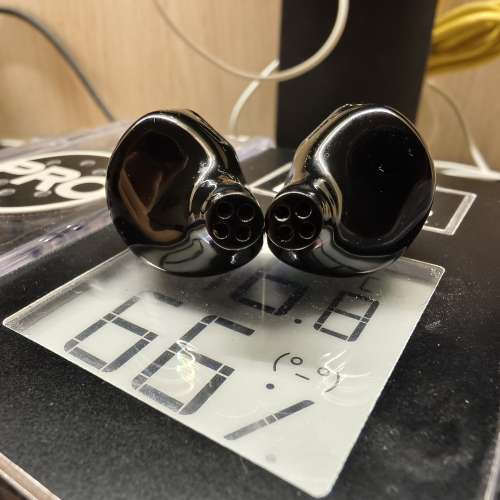 Nostalgia Audio Tesseract 限量版旗艦耳機