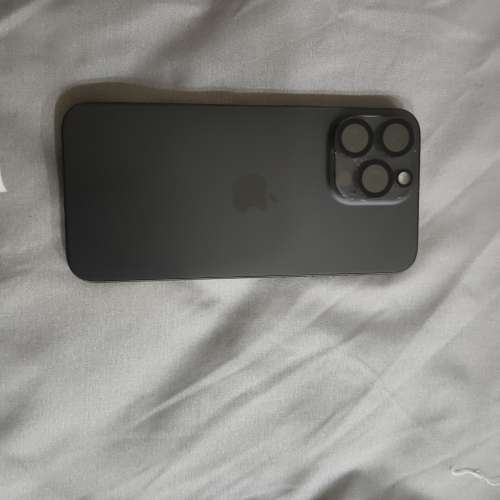 黑色 iPhone 15 pro max 99% new 256gb