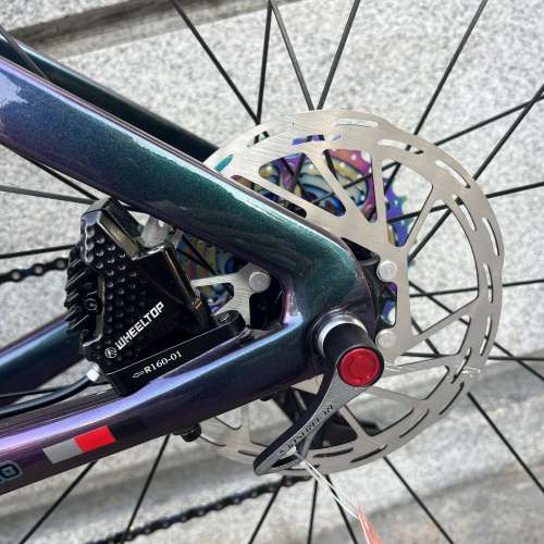 2023 新款 TWITTER R12 PRO 電變26速碟剎碳纖維公路車 送水架前後蛙燈