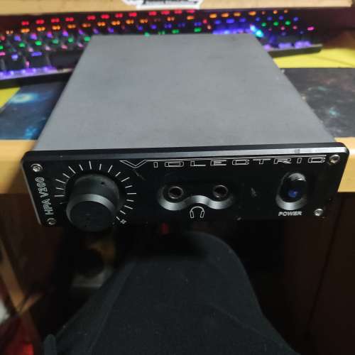 violectric v200 耳擴