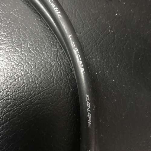 Canare L-5CFB(1m) w/Canare Plug