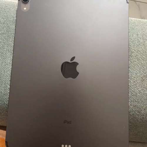 iPad Pro 2018 1TB WIFI + 插卡 1TB 超大容量，贈送玻璃鋼化貼及保護套