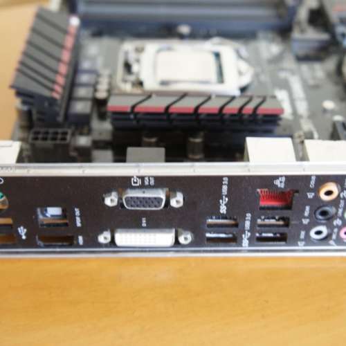 (新淨) Asus Z97 PRO GAMER 連背板 (運作正常 Bios 已更新2203)