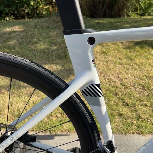 2023 新款 JAVA SILURO6 R5 魚雷6 R5 18速 桶軸碳前叉 油剎鋁合金公路車 送水架前後...