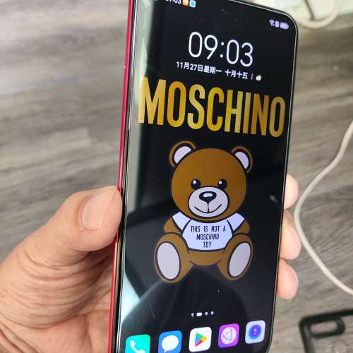 90%新 Honor V20 8+256GB Moschino 特別版