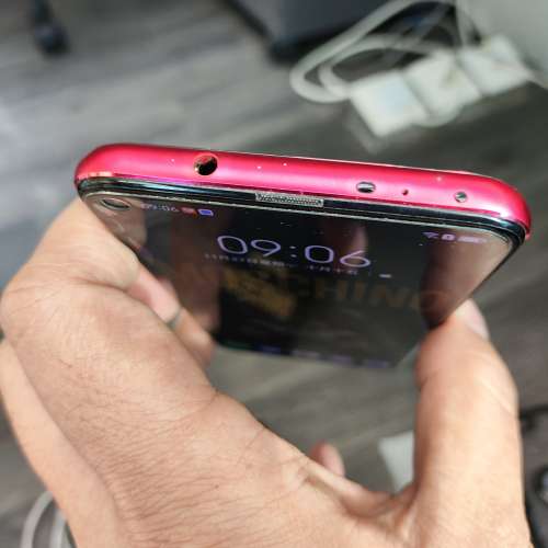 90%新 Honor V20 8+256GB Moschino 特別版