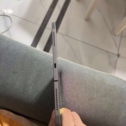 iPad Pro 2018 1TB WIFI + 插卡 1TB 超大容量，11寸大mon ，贈送玻璃鋼化貼及保護套